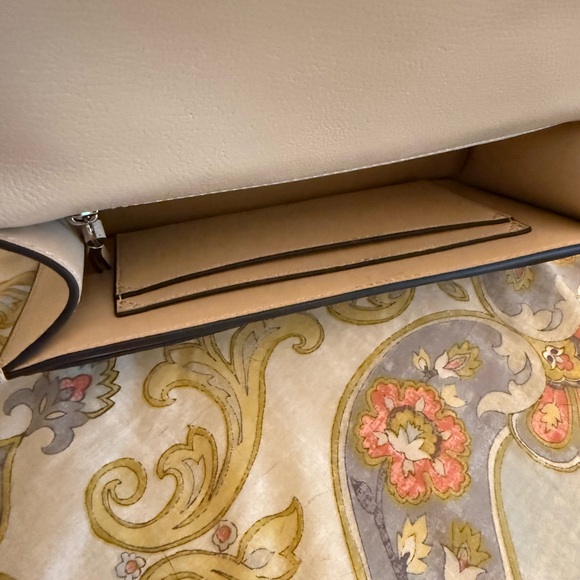 Tory Burch Fleming Shoulder Bag - Picture 14 of 15